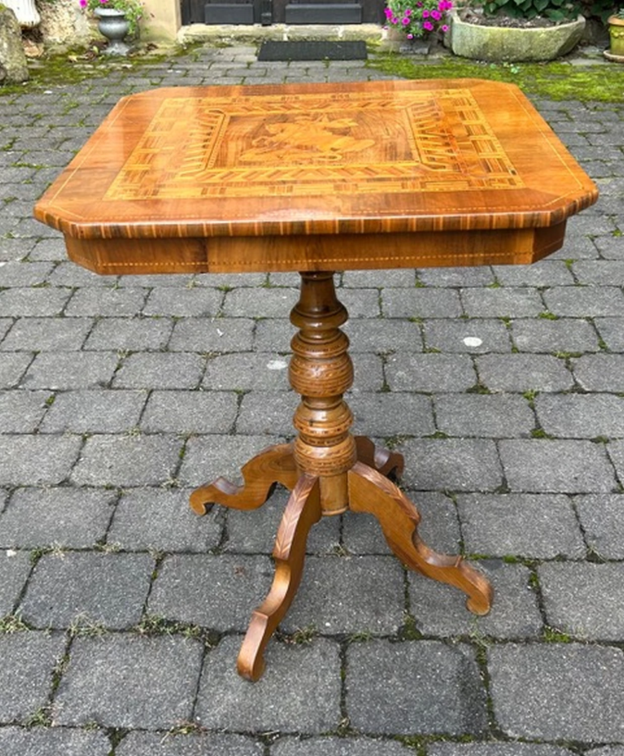 Bestell Tisch  England von Antik Cleversulzbach