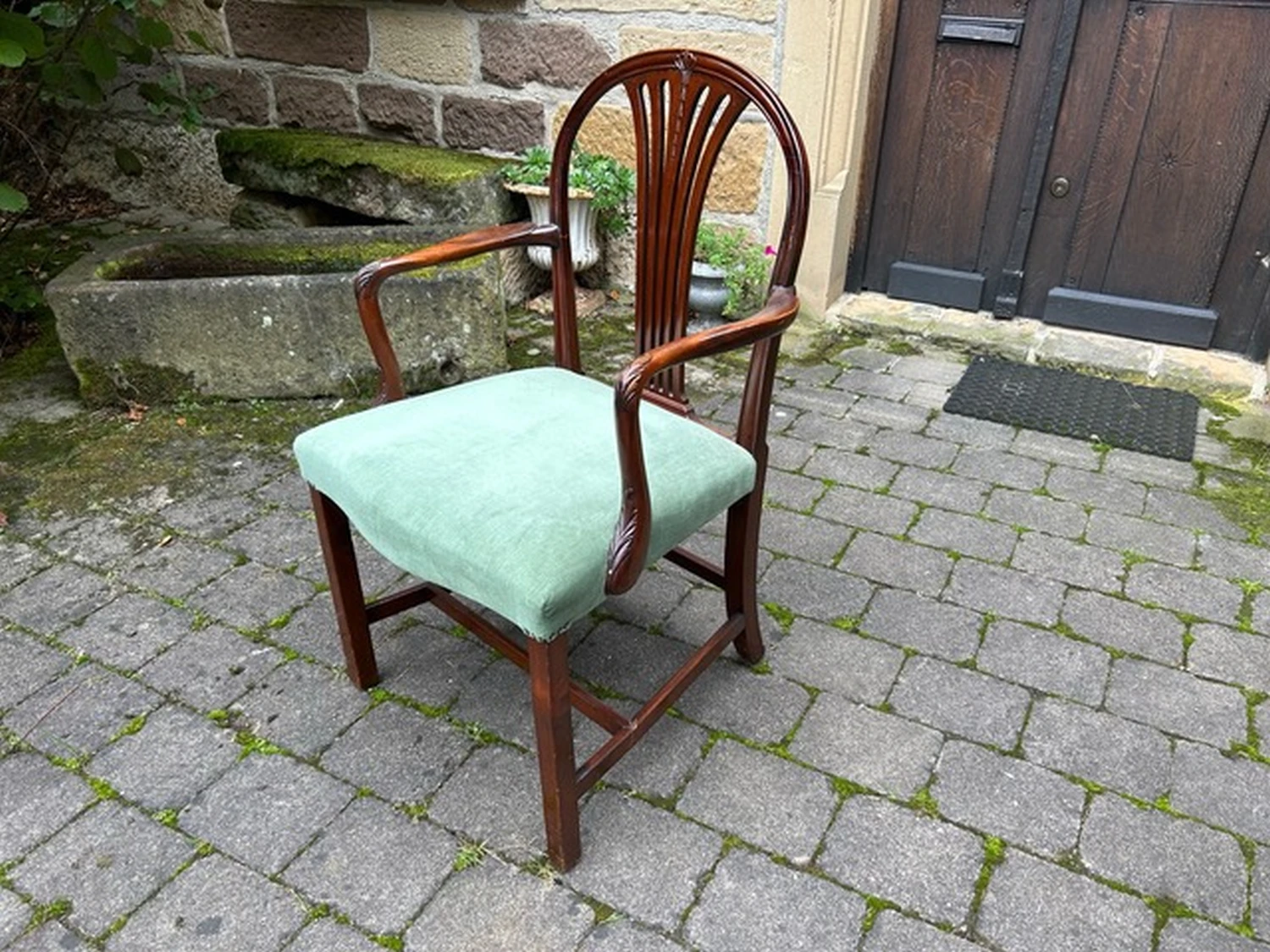 8 Hepplewhite Stühle von Antik Cleversulzbach